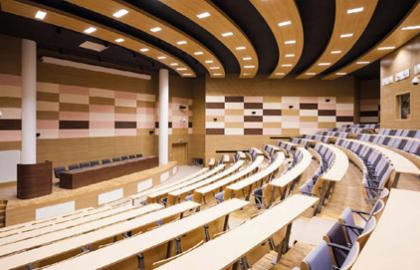 tiered_seating_lecture_hall.jpg